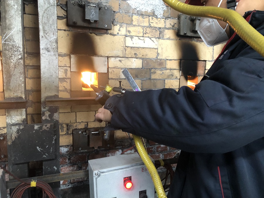 电离式火焰检测装置